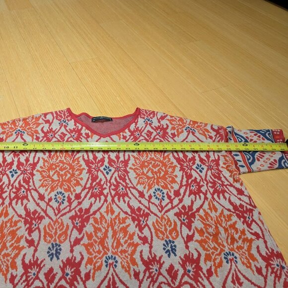 Peruvian Connection pull over/shirt, floral abstract design. never worn before - Picture 2 of 9